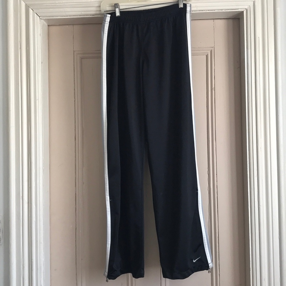 Nike sweats with drawstring & zippers